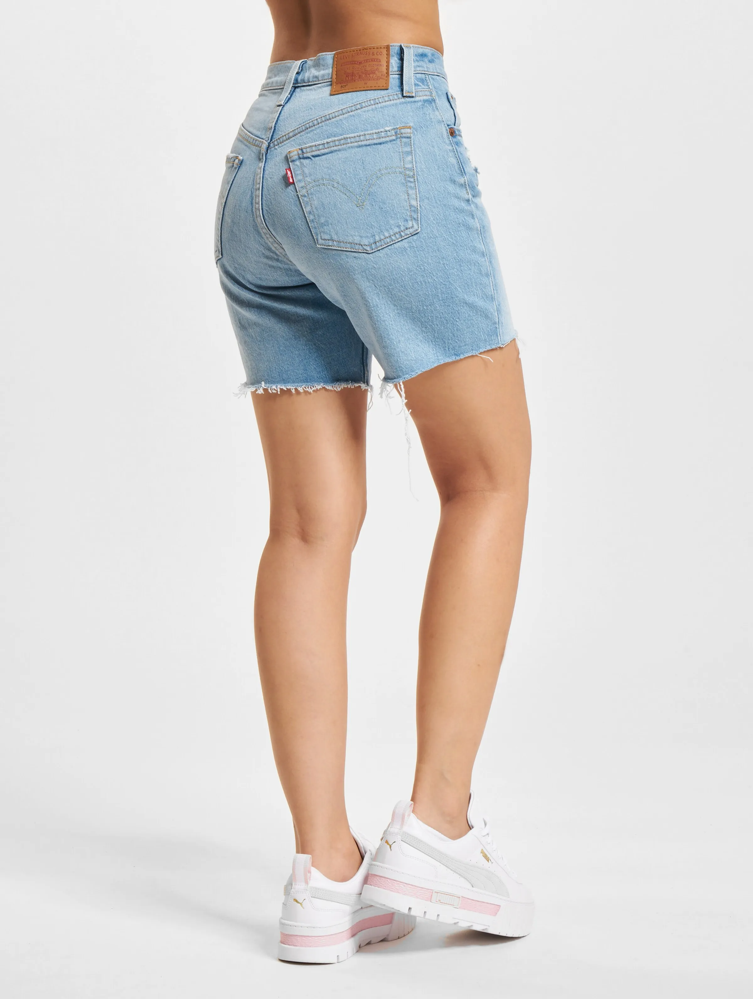 501 Mid Thigh
