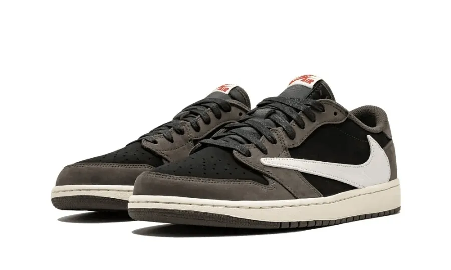 Air Jordan 1 Retro Low OG SP Travis Scott