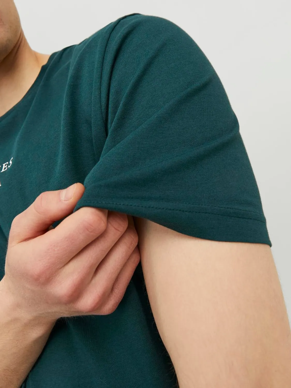 Camiseta Logotipo Cuello redondo | Verde intermedio | Jack & Jones®