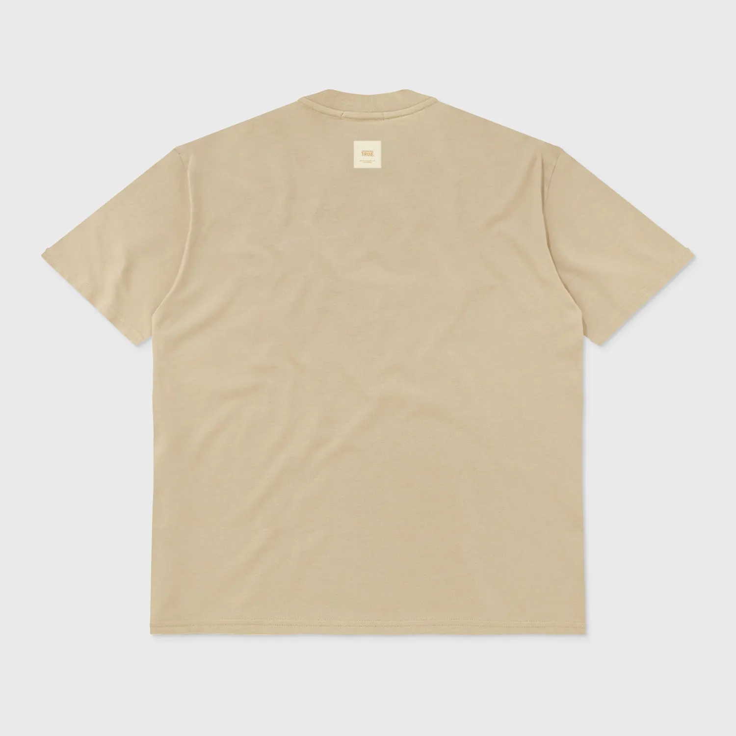 CAMISETA OVERSIZED CORAZóN  CAMEL