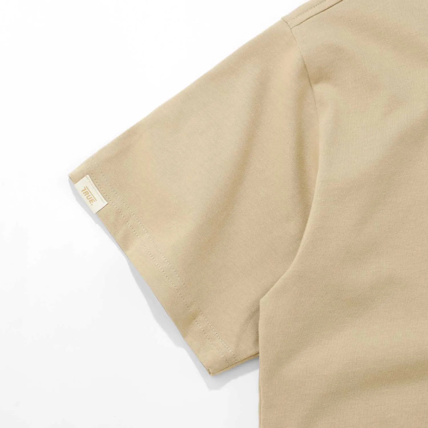CAMISETA OVERSIZED CORAZóN  CAMEL