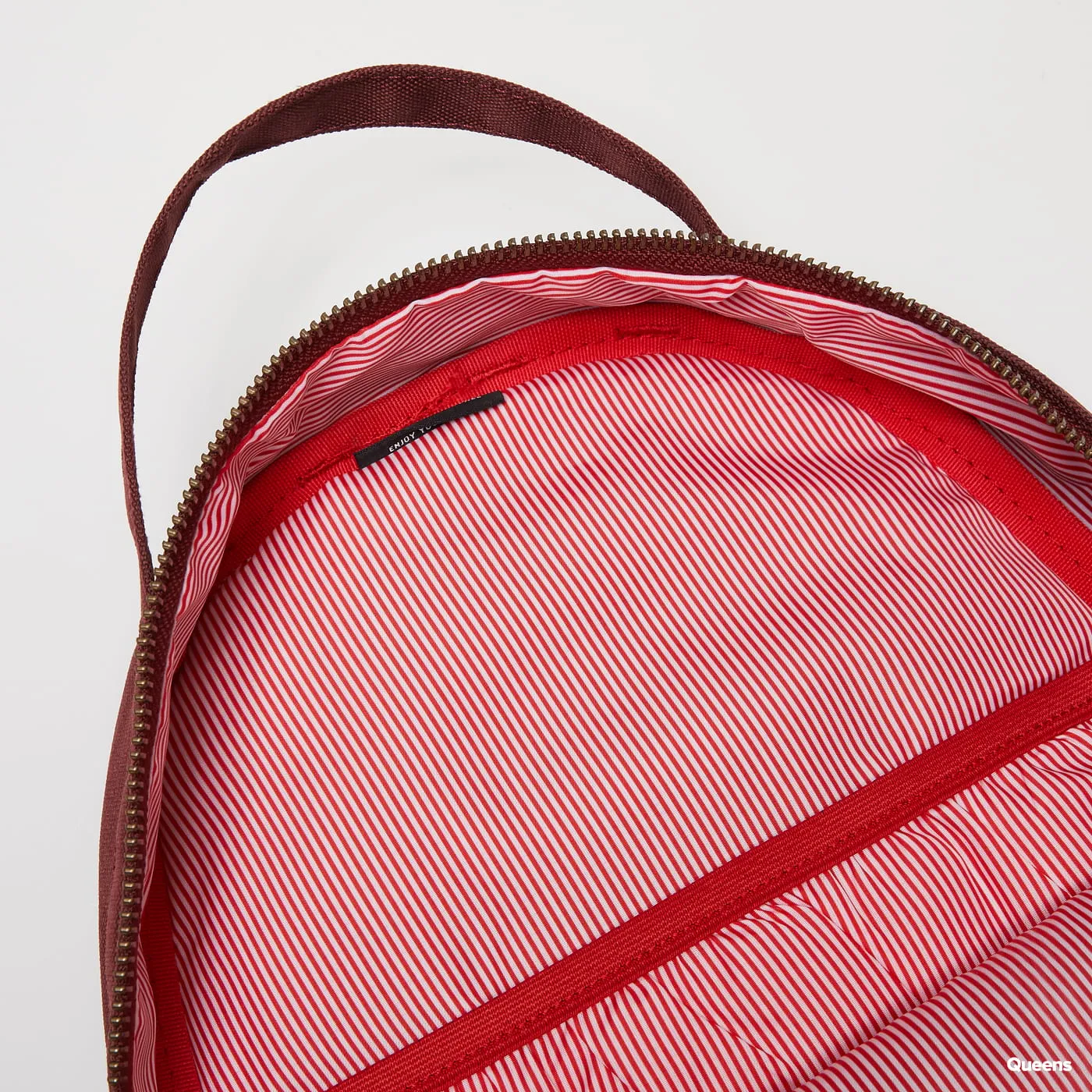 Herschel Supply CO. Nova Mid Volume Windsor