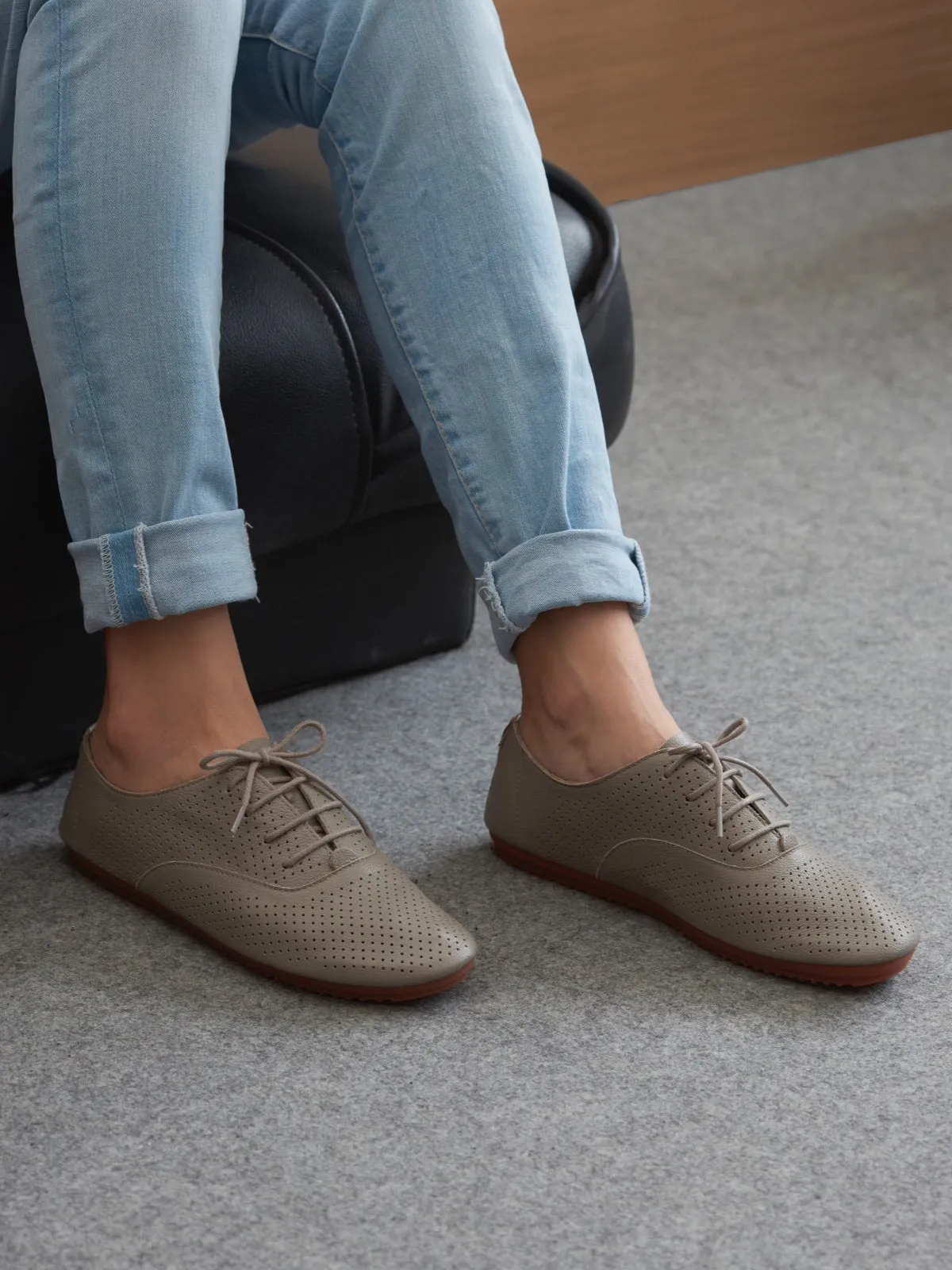HOLLY II  DOVE GREY