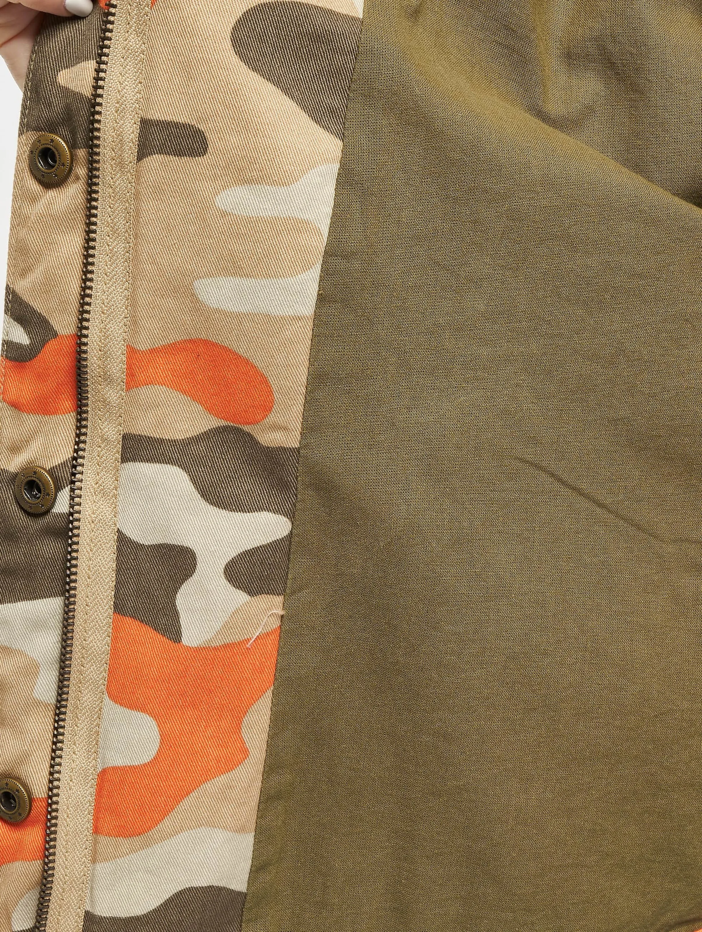 Ladies Oversized Camo