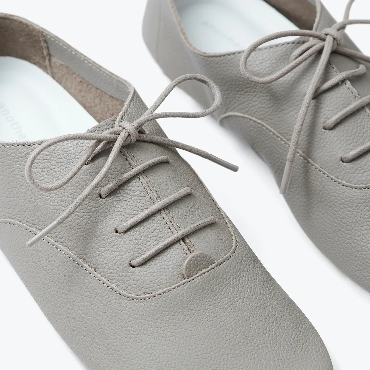 LUISA II  PEBBLED DOVE GREY