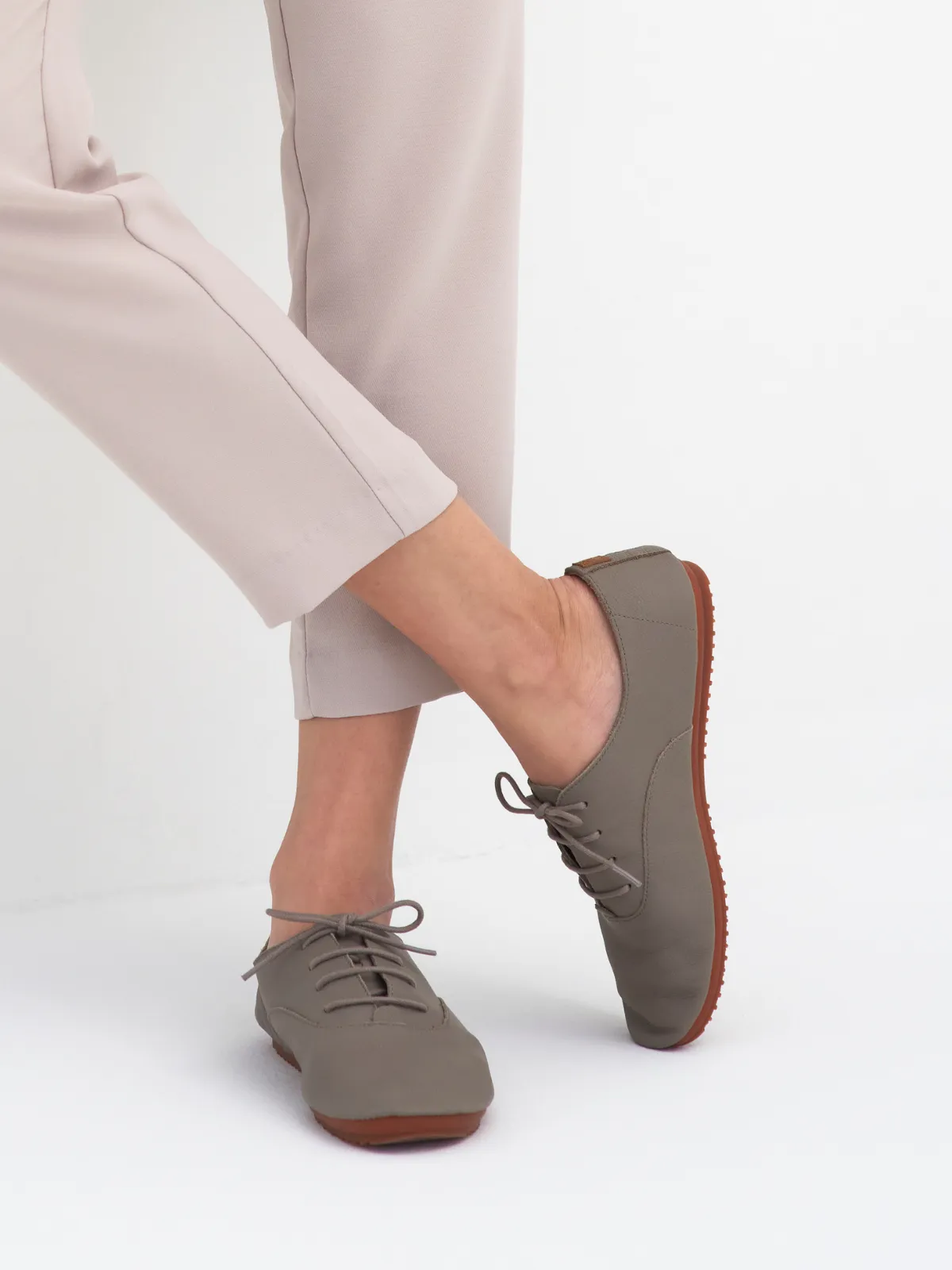 LUISA II  PEBBLED DOVE GREY