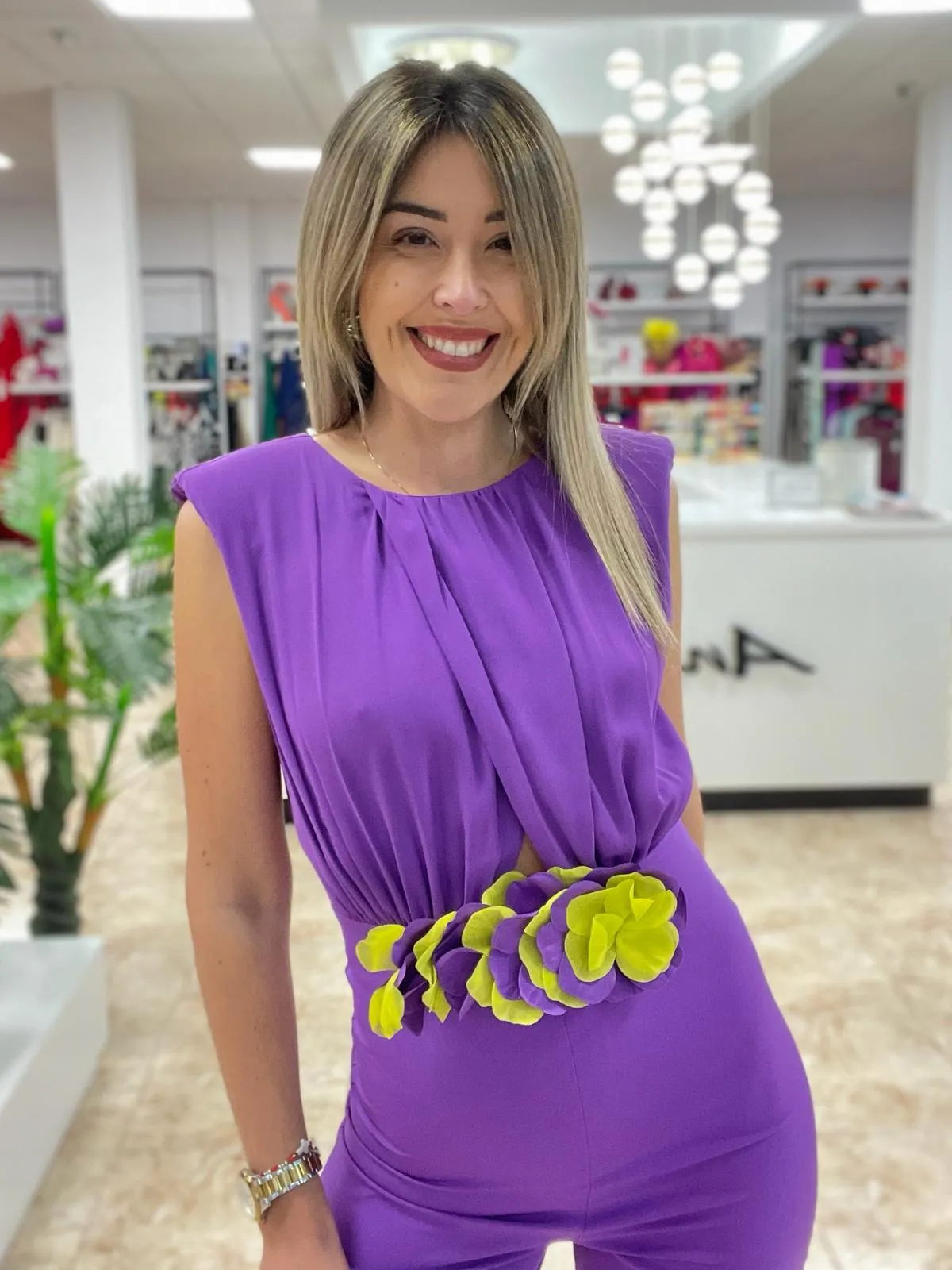 Mono Violeta