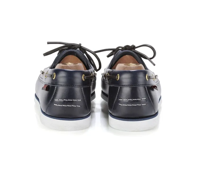 NAVY LEATHER BOAT SHOES  TRAWLER