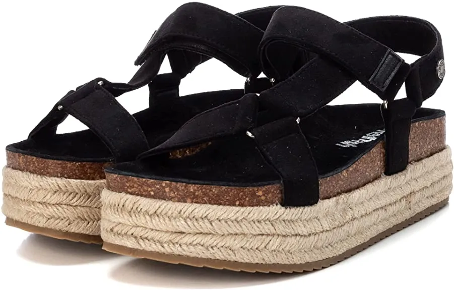 SANDALIA MUJER PLATAFORMA NEGRA REFRESH 79347