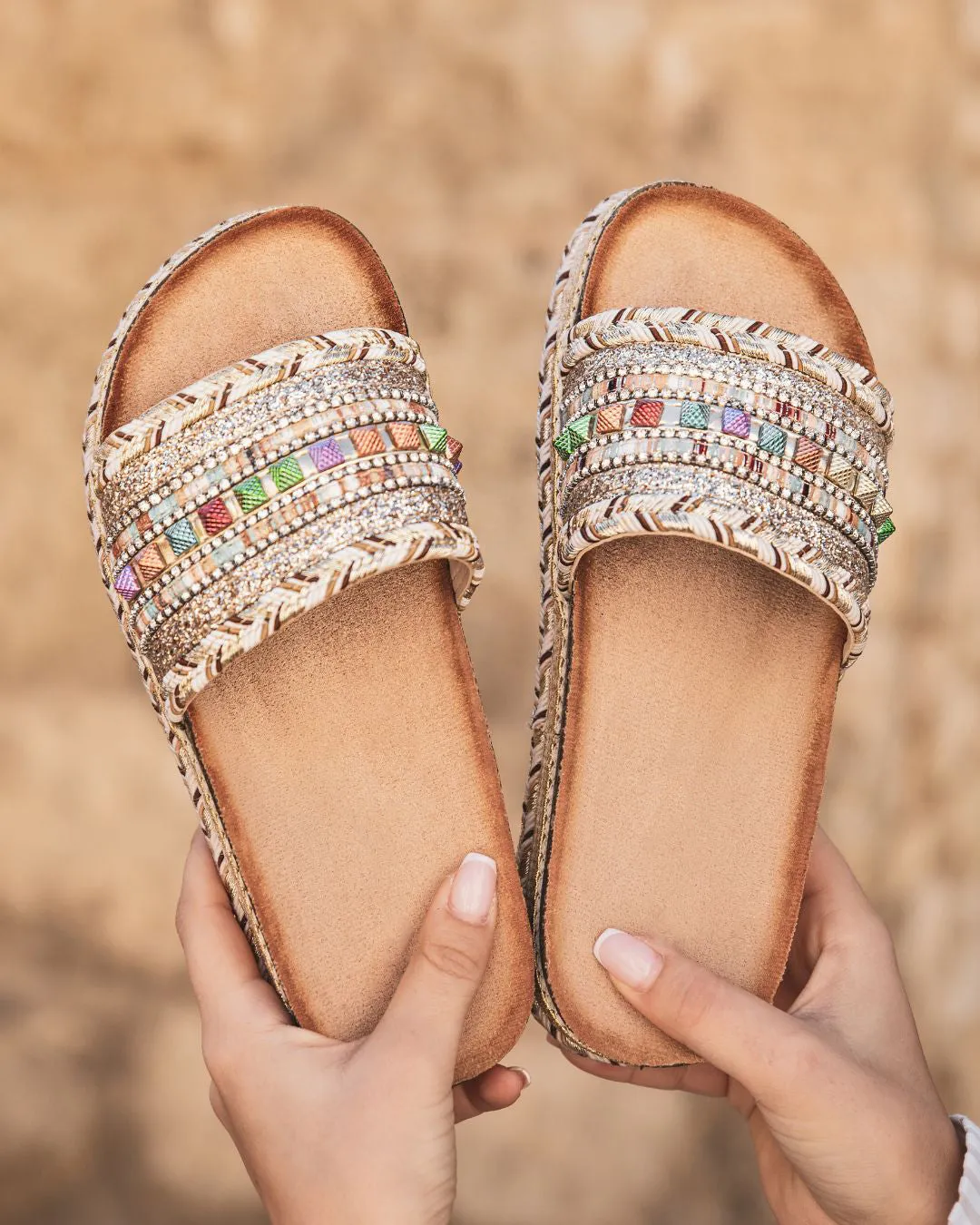SANDALIAS DE PLATAFORMA DORADAS PARA MUJER  CARMEN
