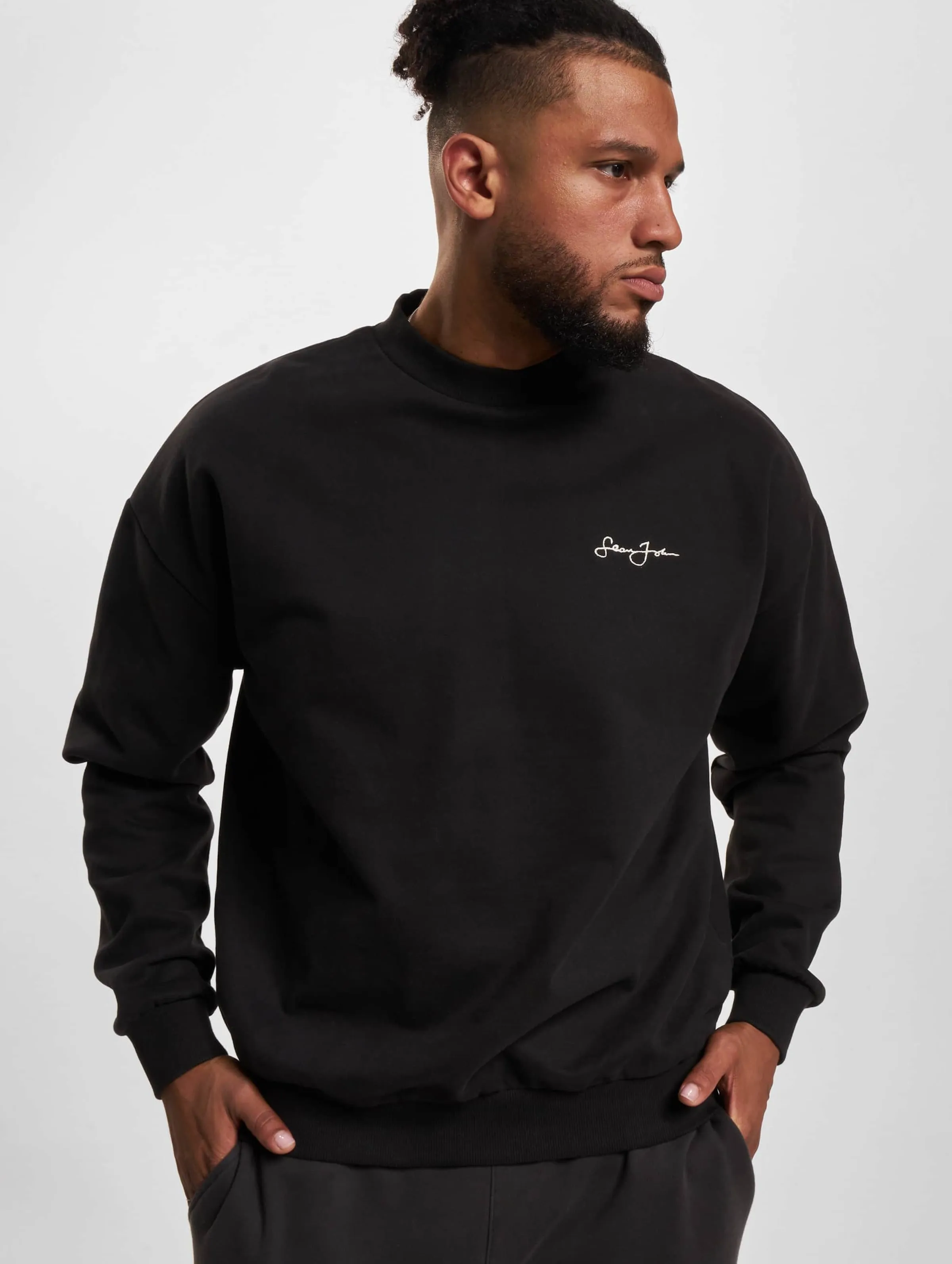 SEAN JOHN JM2330212 SJ SCRIPT LOGO RETRO BACKPRINT CREW
