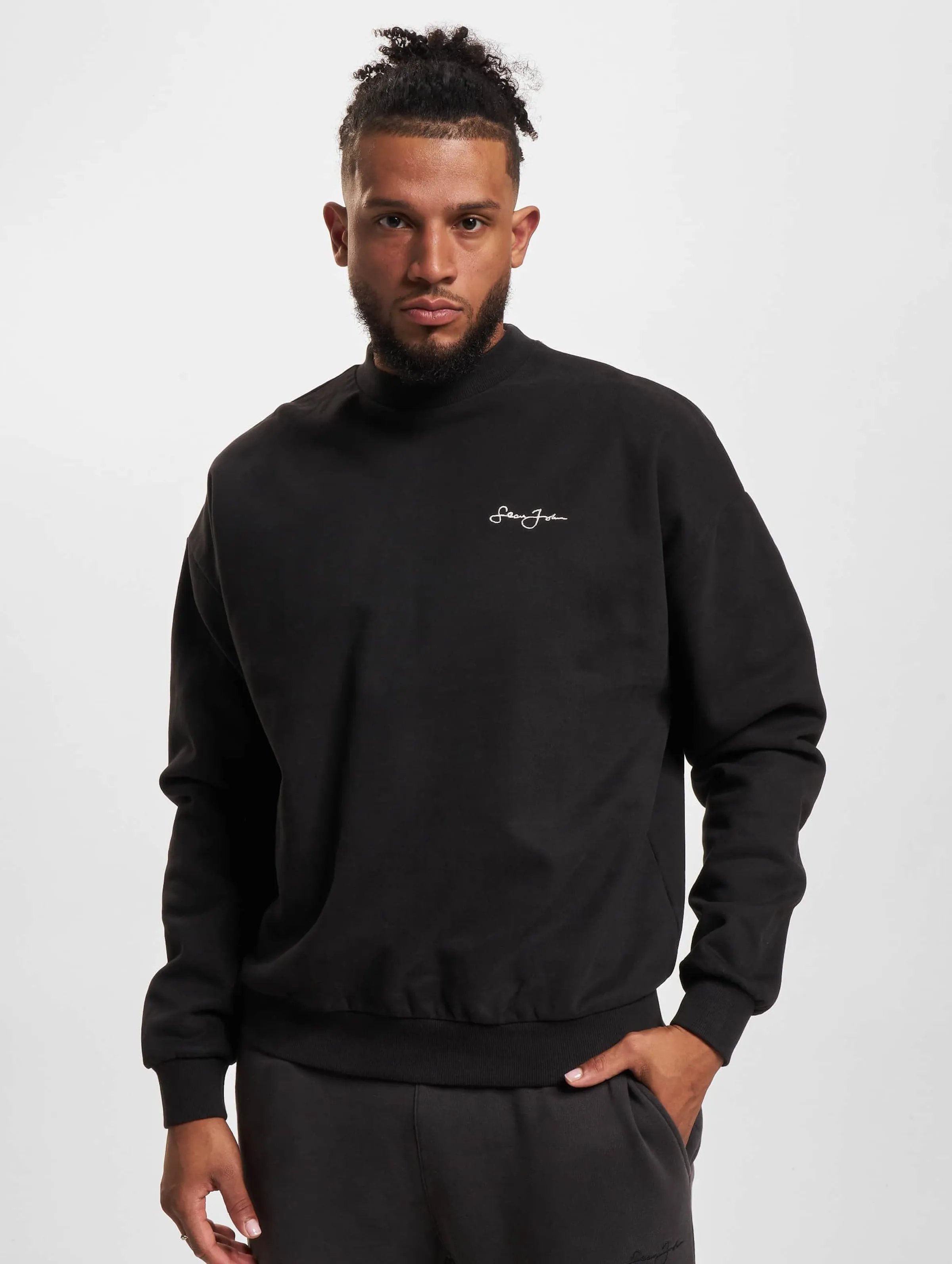 SEAN JOHN JM2330212 SJ SCRIPT LOGO RETRO BACKPRINT CREW