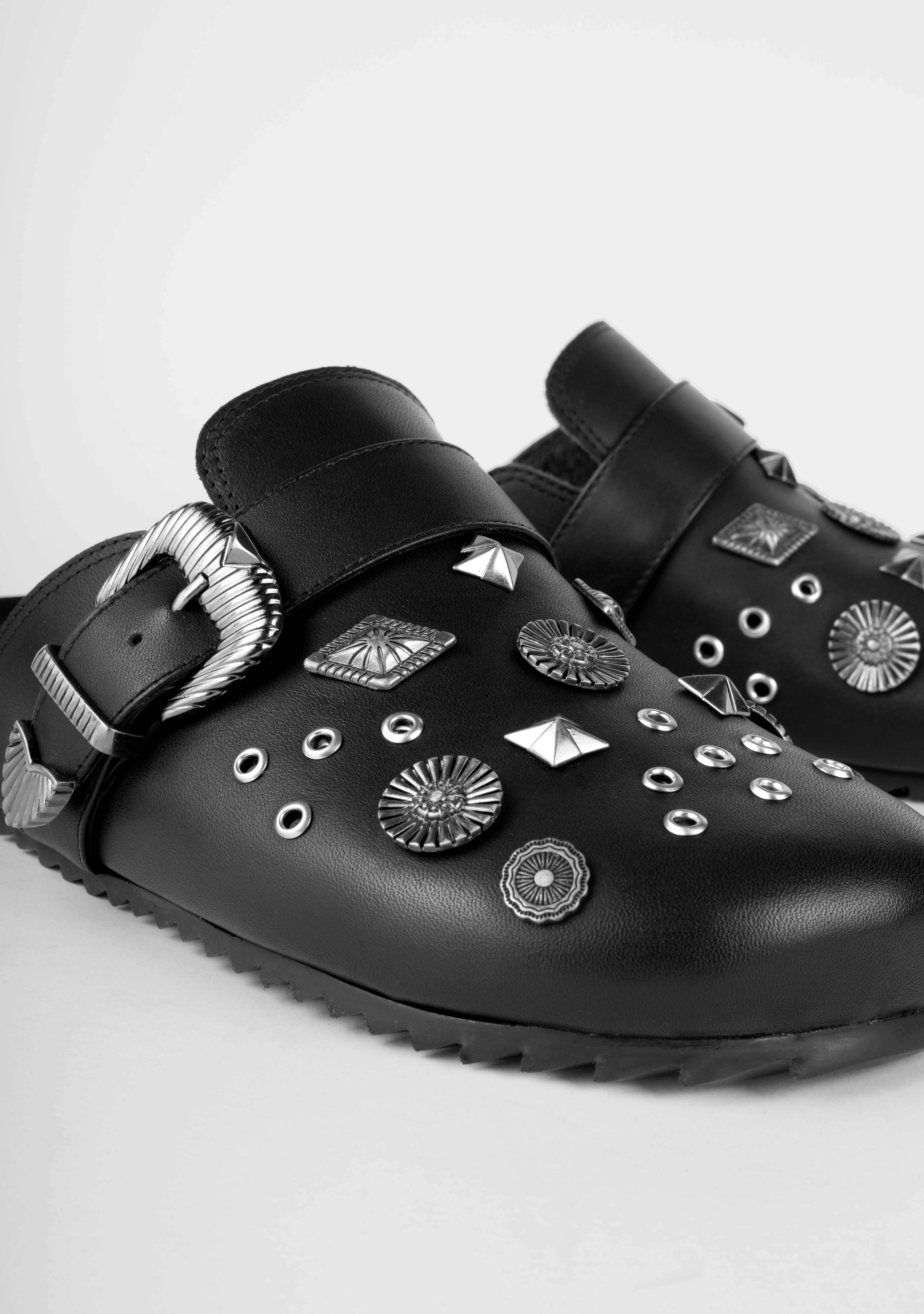 Vinci Shoes México Zuecos Negros