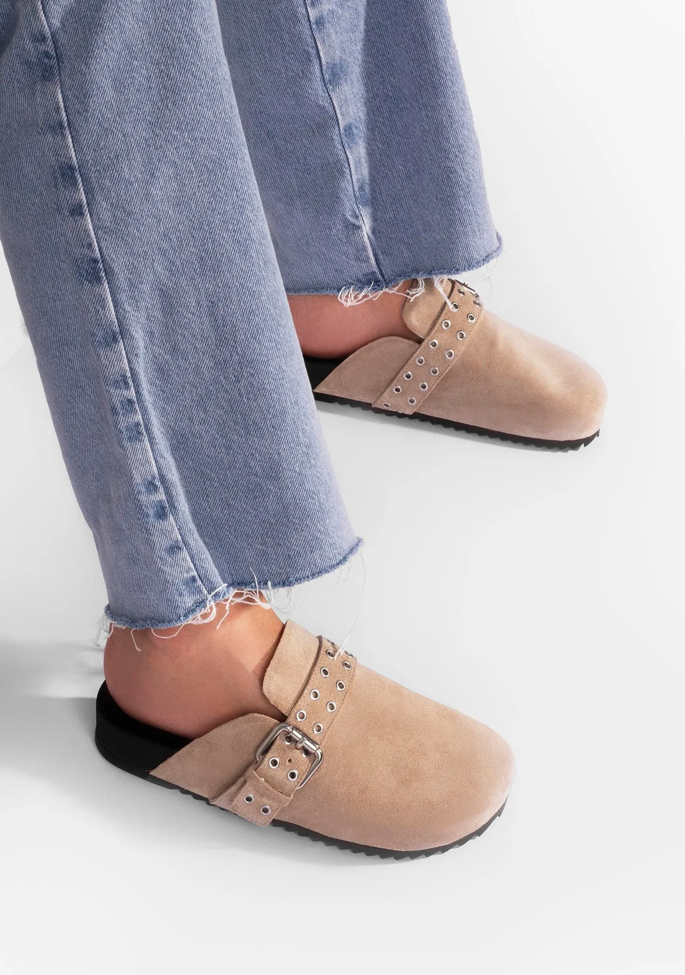 Vinci Shoes Zuecos de arena Tassia