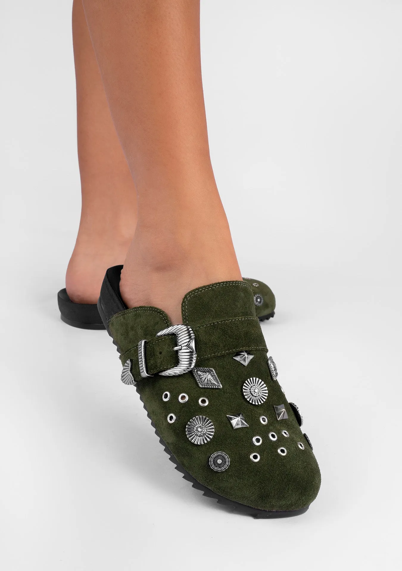 Vinci Shoes Zuecos de oliva México